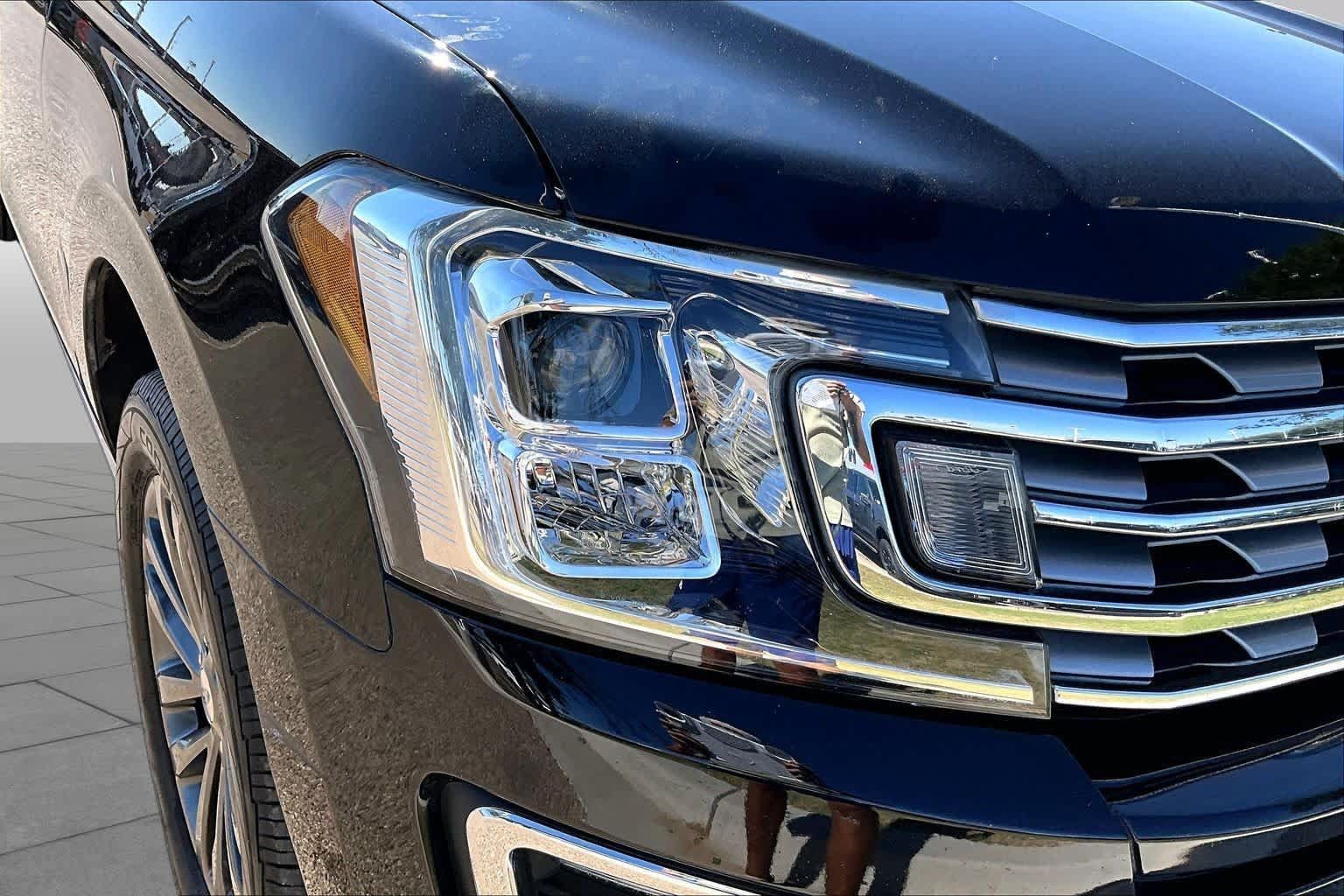 Used 2019 Ford Expedition Max Limited w/ Driver Assistance Package AWD/4WD image 36