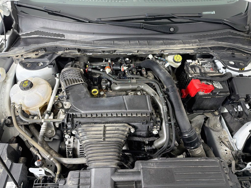 Used 2024 Ford Escape Platinum AWD/4WD image 30