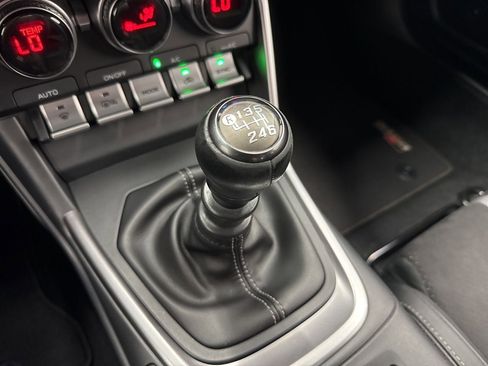 Used 2023 Toyota GR86 Premium RWD image 27