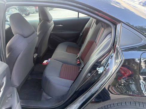 Used 2025 Toyota Corolla SE w/ SE Premium Package FWD image 6
