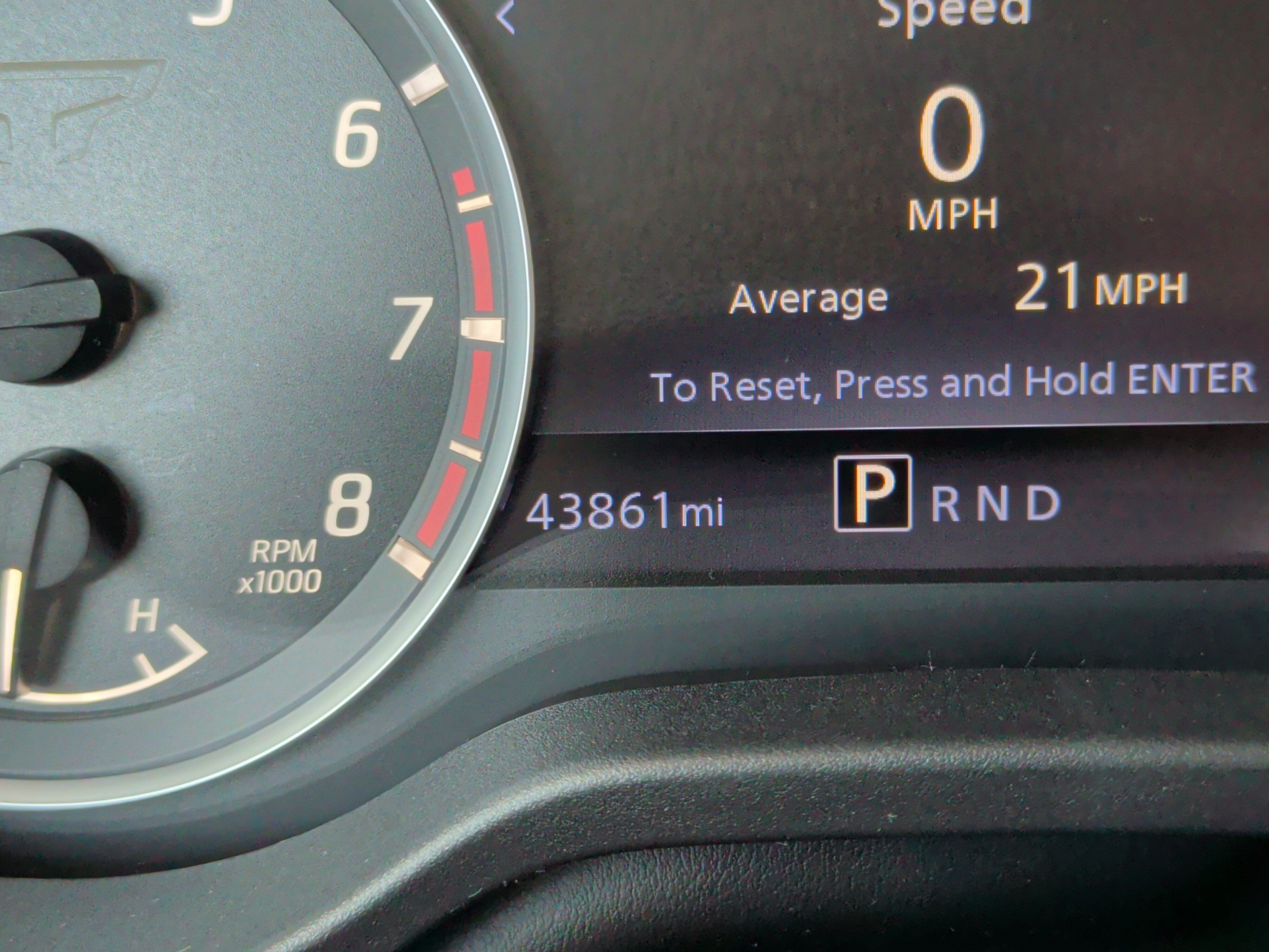 Used 2022 Nissan Titan SV w/ SV Convenience Package RWD image 15