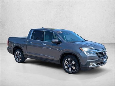 Used 2017 Honda Ridgeline RTL-E image 3