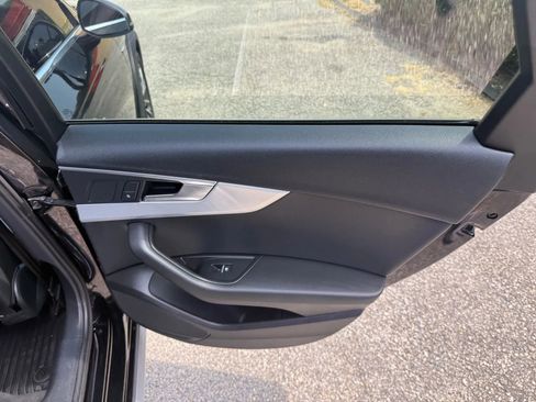 Used 2017 Audi A4 2.0T allroad Premium w/ Convenience Package image 35