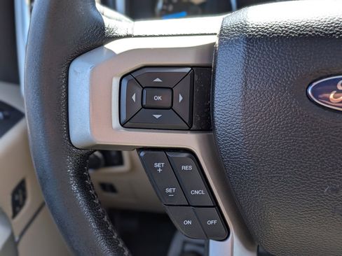 Used 2016 Ford F150 Lariat AWD/4WD image 30