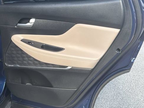 Used 2022 Hyundai Santa Fe SEL w/ Convenience + Premium Package FWD image 18