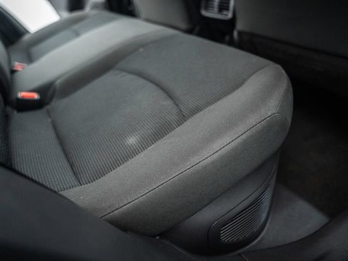 Certified 2025 Toyota RAV4 LE AWD/4WD image 34