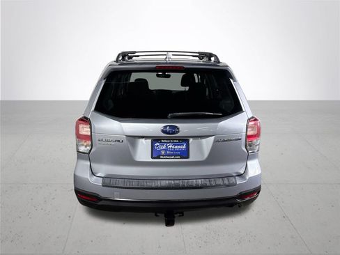 Used 2018 Subaru Forester 2.5i Premium w/ Popular Package #3A AWD/4WD image 7