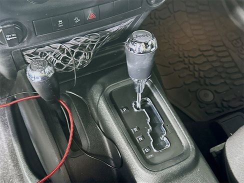 Used 2017 Jeep Wrangler Sport image 22