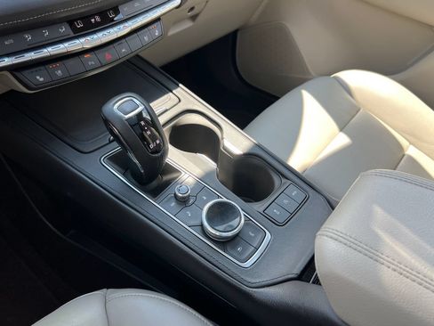 Used 2019 Cadillac XT4 Premium Luxury FWD image 48