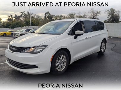 Used 2017 Chrysler Pacifica LX