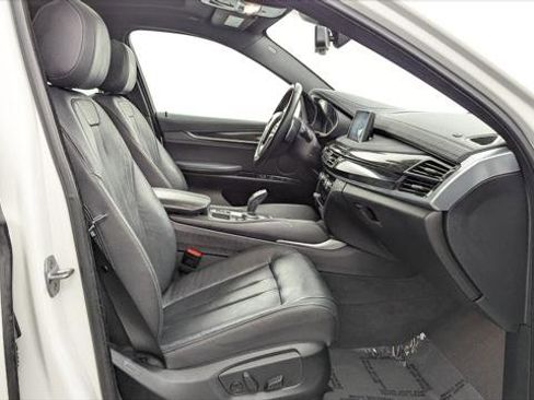 Used 2019 BMW X6 sDrive35i w/ Premium Package image 18
