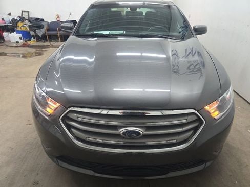 Used 2015 Ford Taurus SEL w/ Equipment Group 201A FWD image 19
