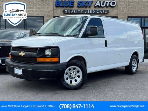 Used 2014 Chevrolet Express 1500 RWD image 1