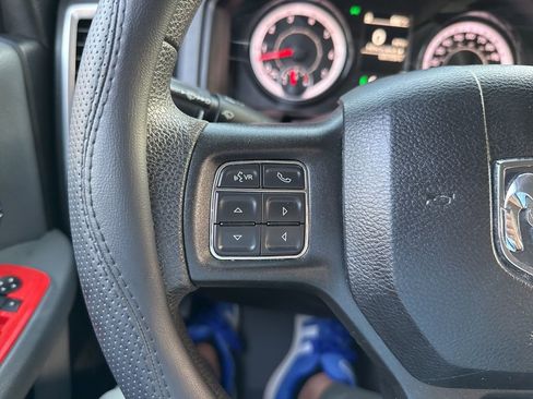 Used 2020 RAM 1500 Classic SLT image 41