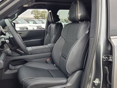 New 2026 INFINITI QX80 Autograph w/ Premium Cargo Package image 12