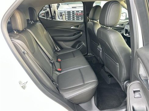 Used 2024 Buick Encore GX Sport Touring image 24