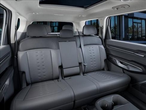 New 2026 Kia EV9 Wind image 16