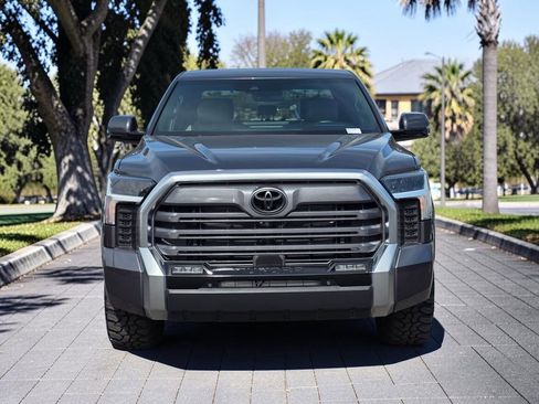 Used 2025 Toyota Tundra Limited AWD/4WD image 3