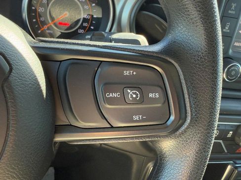 Used 2020 Jeep Wrangler Sport image 15