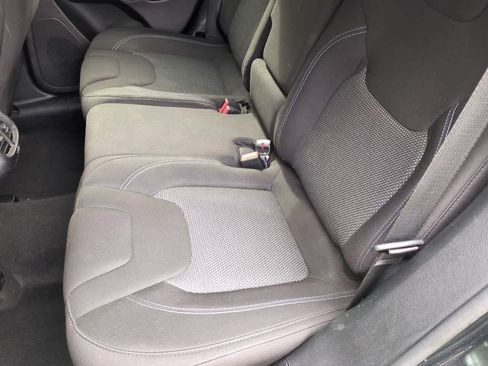 Used 2020 Jeep Cherokee Latitude image 20