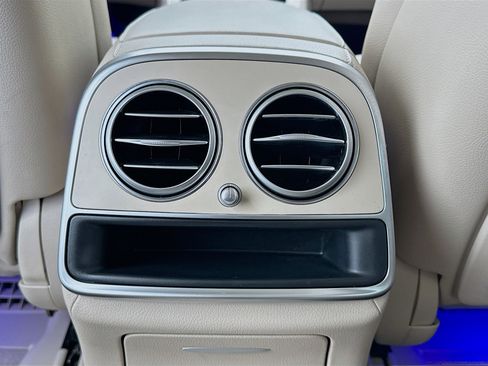 Used 2019 Mercedes-Benz S 450 Sedan image 17