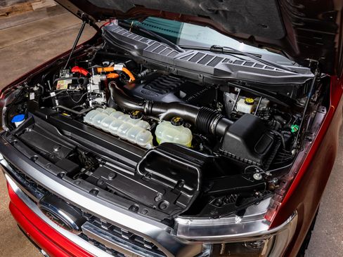 Used 2021 Ford F150 Platinum w/ Equipment Group 701A High image 40