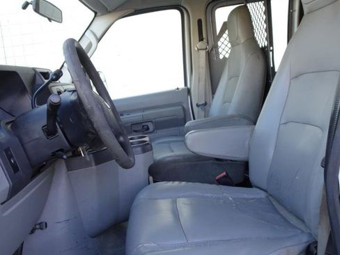 Used 2011 Ford E-250 and Econoline 250 w/ Commercial Cargo Van Pkg RWD image 12