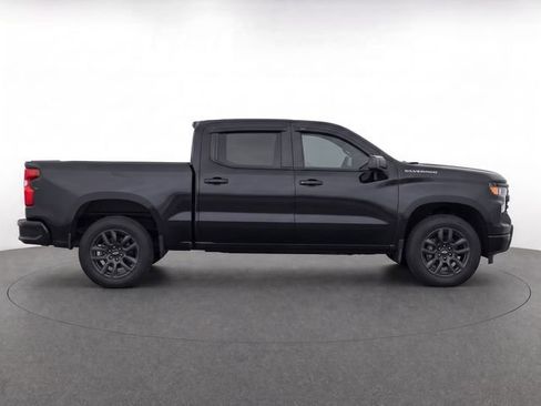 Used 2024 Chevrolet Silverado 1500 Custom RWD image 9