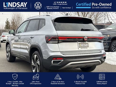 Certified 2025 Volkswagen Taos SE image 5