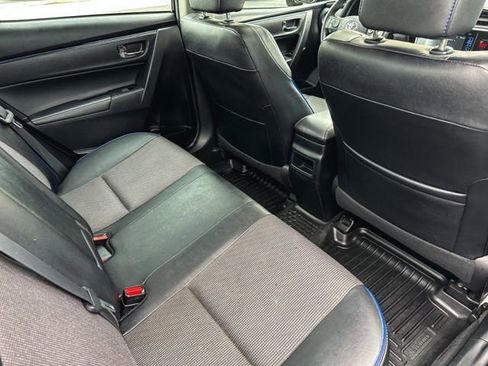 Used 2018 Toyota Corolla SE FWD image 20