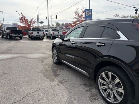 Used 2023 Cadillac XT4 Premium Luxury image 4