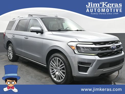 Used 2022 Ford Expedition Limited image 1