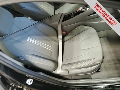 Used 2025 Hyundai Elantra SEL image 22