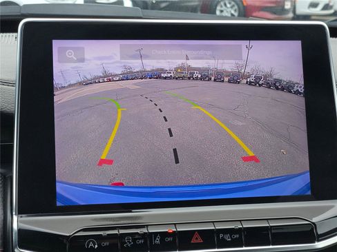 Certified 2025 Jeep Compass Trailhawk image 30