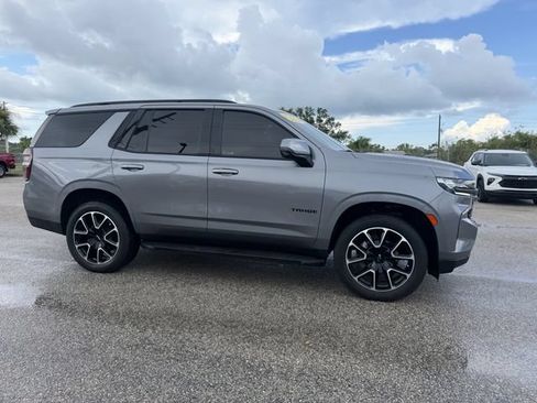Used 2021 Chevrolet Tahoe RST w/ Luxury Package RWD image 2