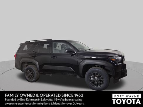 Used 2025 Toyota 4Runner SR5 AWD/4WD image 5