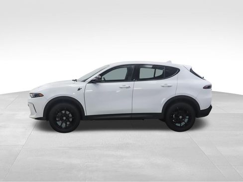 Used 2023 Dodge Hornet GT w/ GT Blacktop Package image 2