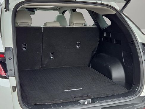 Used 2022 Hyundai Tucson Limited image 9