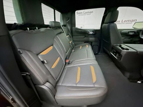 Used 2024 GMC Sierra 1500 AT4 w/ Technology Package image 31