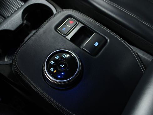 Used 2021 Ford Mustang Mach-E Select image 23