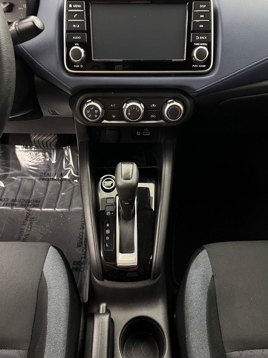Used 2023 Nissan Versa SV FWD image 19