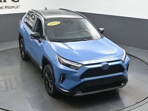 Used 2024 Toyota RAV4 XSE w/ Weather Package AWD/4WD image 48
