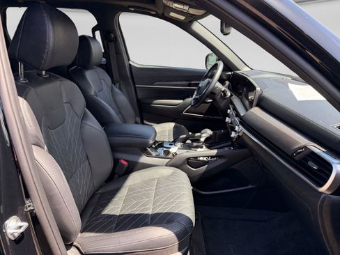 Used 2025 Kia Telluride EX X-Line image 11