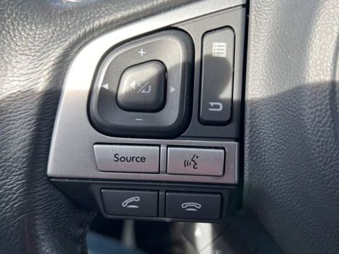 Used 2017 Subaru Outback 2.5i Limited image 26