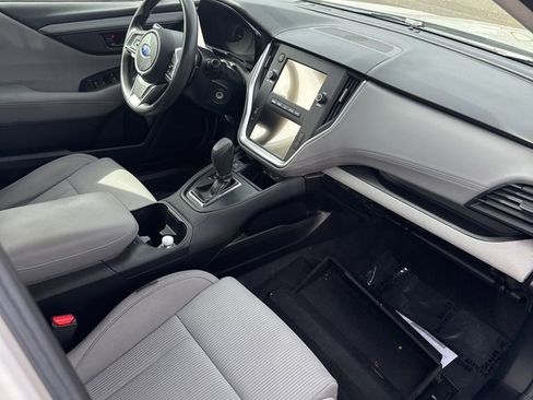 Used 2020 Subaru Legacy image 4