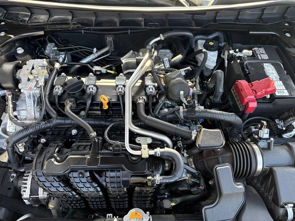 Certified 2025 Nissan Altima 2.5 SV FWD image 28