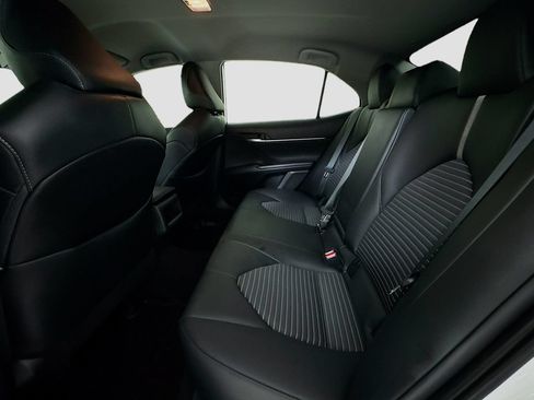 Used 2023 Toyota Camry SE FWD image 22