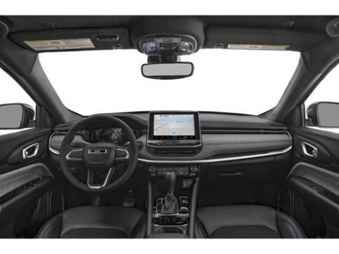 Certified 2023 Jeep Compass Latitude w/ Sun and Sound Group AWD/4WD image 8