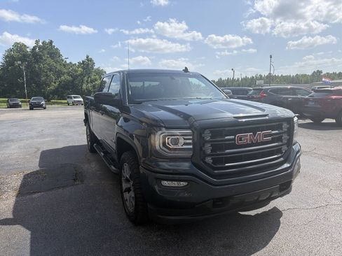 Used 2017 GMC Sierra 1500 SLT AWD/4WD image 4