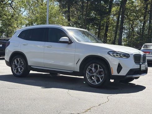 Used 2024 BMW X3 sDrive30i RWD image 2